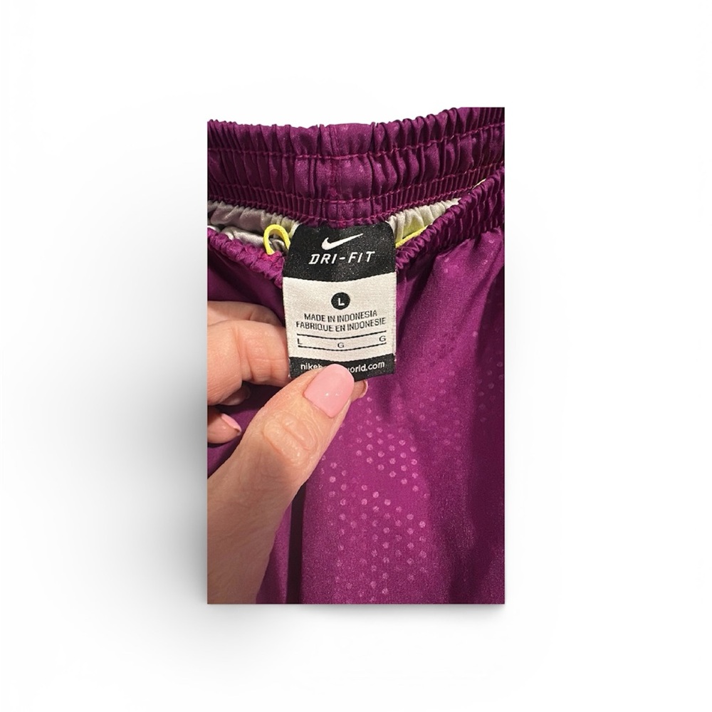 Nike Dri-Fit Women’s Large Purple Running Shorts Yellow Trim Athletic - Picture 6 of 6